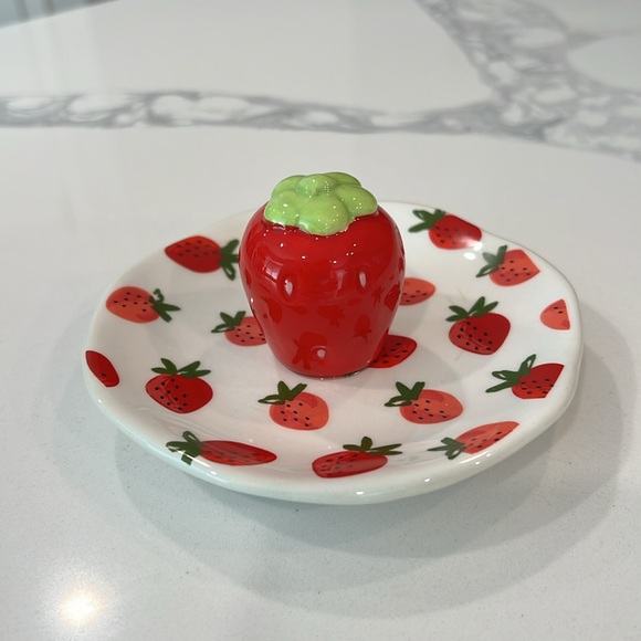 🍓🍓RING DISH... - Picture 11 of 16